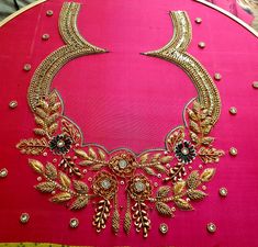 Hand Work Blouse, Maggam Work Blouse Designs, Maggam Work Blouses, Hand Work Blouse Design, Handmade Embroidery Designs, Blouse Work Designs, Thread Work, Work Blouse, Hand Embroidery Designs