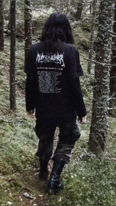 #metal #blackmetal #metalhead Scary Men Aesthetic, Punk Man Style, Health Goth Men, Black Metal Guy, Metalhead Style Men, Black Metal Fashion Men, Metal Outfits Male, Metal Heads Guys