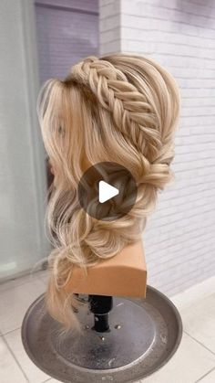 Beach Wedding Hairstyles, Beach Wedding Hair, Wedding Hair, Beach Wedding, Wedding Hairstyles, Hairstyles, Hair Styles, Hair, On Instagram