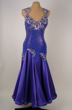 Smooth Ballroom Dress, Ballroom Gowns Dance, Ballroom Standard Dress, Dress Design Ideas, Ballroom Competition Dress