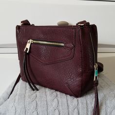 Nwt Bordeaux Crossbody Bag Red Purple, Kate Spade Crossbody, Color Purple, Lady In Red, Crossbody Bags, Crossbody Bag, Bag Lady, Purple, Red