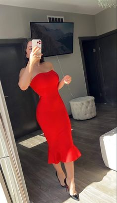 Graduation Outfits, Fishtail Dress, Graduation Outfit, Wedding Inspo, Magnolia, Red Dress, Strapless Dress, Short Dresses, Birthday