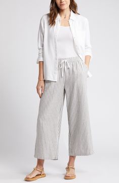 Caslon® Stripe Drawstring Wide Leg Linen Blend Pants | Nordstrom Wide Leg Linen Pants Outfit, Striped Linen Pants Outfit, Linen Pants Outfit Ideas, How To Style Linen Pants, Style Linen Pants, Outdoor Wedding Outfit, Linen Pants Style, Summer Linen Pants, Pants Outfit Ideas