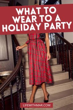 Whether you’re headed to a work holiday party or need something festive to meet the in-laws, these gorgeous holiday dresses should have you covered. I am sharing so many fun and festive Christmas dresses to get you in the holiday spirit! Christmas Party dresses | Christmas Dress | Holiday Dress