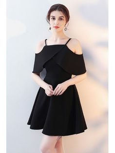 Little Black Flare Homecoming Dress with Flounce Straps Dress With Flounce, Simple Homecoming Dresses, Black Homecoming Dress, Homecoming Party, Beauty Dress, Career Dress, Black Women Fashion, Cheap Prom Dresses, Homecoming Dress