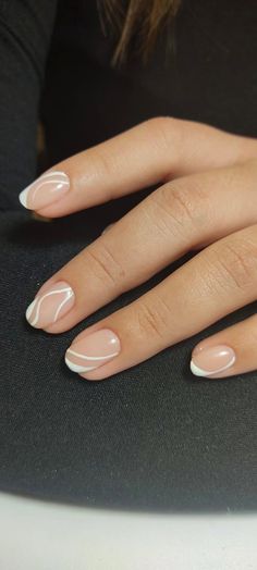 Clear Nail Ideas Short Simple, Short Natural Nail French Tip Designs, Simple Bio Gel Nails, Mail Ideas For Short Natural Nails, Graduation Gel Nail Ideas, Nails Inspo Graduation, Short Rubber Gel Nails, Medium Natural Nail Designs, Simple Nail Ideas For Short Natural Nails