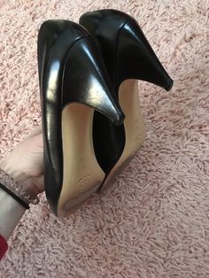 1960's size 6 black leather high heel shoes Daphne Scooby Doo Costume, Daphne Costume, Womens Pumps, Shoes Size 6, Leather High Heels, Heel Shoes, Women's Pumps, High Heel Shoes, Character Shoes