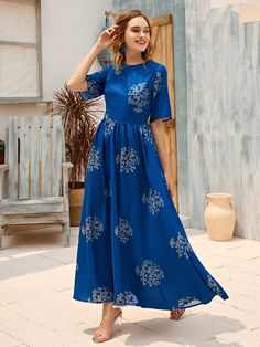 Shein Summer, Light Summer Dresses, Gaun Fashion, Beautiful Summer Dresses, Beautiful Maxi Dresses, Round Neck Dresses, Floral Print Maxi Dress, Floral Print Maxi, Curvy Girl Fashion