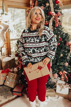 Diy Crochet Christmas, Christmas Clothing Ideas, Crochet Christmas Hats, Reindeer Pattern, Streetwear Lifestyle, Clothes Streetwear, Inexpensive Clothes