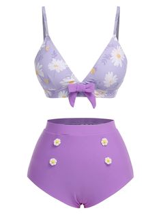 30-70% OFF✓ Fast Shipping✓Make waves with the purple 1950s daisy bow strap swimsuit. A playful, vintage-inspired piece that blends classic charm with floral flair! Cute Purple Swimsuit, Pastel Swimsuit Aesthetic, Cottagecore Bathing Suit, Pastel Swimsuit, Purple Bathing Suit, Swimsuit Aesthetic, Pool Outfits, Retro Clothes, Purple Beach