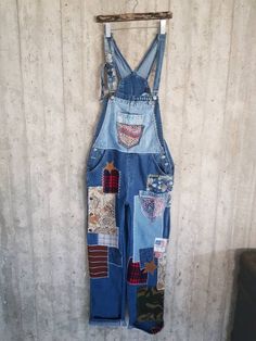 "unique vintage jeans One of a kind.. Hand made embroidery and unique patches. Made to order, ready to be shipped in any size, within 15 working days . If you need different size, please send me a message and I will make you a special and unique design. They are all different! No one will have the same one as you have! Hand painted, one of kind jeans. You pick your size, model (slim- boyfriend- high waist- low waist) and primer color and you will get your singular design. \"my queens wish\" is a Overall With Patches, Overall Design Ideas, Patches On Overalls, Overalls With Patches, Diy Overalls From Jeans, Embellished Overalls, Decorated Overalls, Hoco Overalls, Patched Overalls