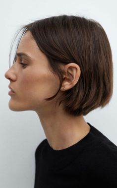 Mini Bob, Hair Inspiration Short, Hair Images, Short Haircut, Cut My Hair, Hair Envy, Short Bob Hairstyles, 가을 패션, Fine Knit