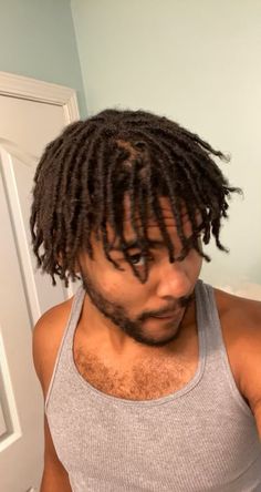 Instant Locs On Short Hair Men, No Middle Part Locs Men, Starter Locs Men Long Hair, Dreads Men Short, Full Head Locs Men, Mens Starter Locs, Short Black Men Hairstyles, Instant Locs Men, Starter Dreads For Men