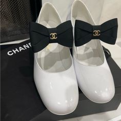 Patent Calfskin & Grosgrain White & Black U.S Price $1375+ Tax I Bought It In Paris. It Comes With The Dust Bag And Receipt Chanel Mary Jane Shoes, White Chanel Shoes, Chanel Mary Janes, Dr Belongings, Chanel Items, Channel Shoes, Mini Shoes, Digital Wardrobe, Mary Janes Shoes