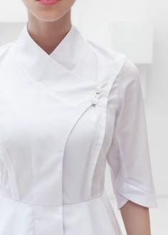 Nurse Dress Uniform, Beauty Uniforms, Medical Fashion, Doctor Outfit, Chef Clothes, Scrubs Outfit