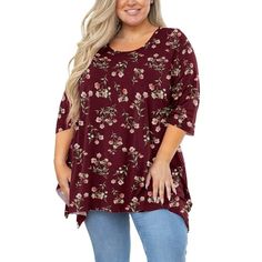 SHOWMALL Plus Size Tunic Top is going to be the newest staple in your wardrobe! It is suitable for everyday wear.The style of this plus size tunic offers a versatile fit that's great in a day for casual entertainment. Material: Plus size casual tunic made of high quality fabric, soft, breathable, lightweight, stretch and comfy to wear in this spring, summer, autumn and winter. No see-through, no shrink, let you show off a grace look. Features: Loose waist 3/4 sleeve plus size shirt for women des Plus Size Capsule Wardrobe, Plus Size Tops For Women, Women Tunic, Flowy Shirt, Shirts For Leggings, Casual Tunics, Lace Outfit, Sleeves Clothing, Loose Fitting Tops