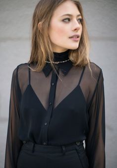 David Michael Sheer Black Femme Blouse & Pamela Love Rosebud Dagger Rosary Neue Outfits, Winter Shirts, Looks Style, Mode Inspiration, Outfits Casuales, Black Outfit, Look Fashion, A Black, Casual Chic