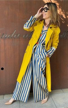 The Real Real Fashion, Easter Color Outfits, Pop Rock Outfit For Women, Blue And Gray Outfit, Spring Outfits Inspiration, Inspiration For Women, Blazer Style, Stylish Work Outfits, Spring Outfits Women