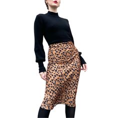 Urban Outfitters Abstract Cheeta Leopard Print Slip Style Midi Skirt Small Nwt. Elevate Your Casual Boho Chic Looks Or Going Out Looks With This Sleek, Skinny, 90s Revival Slip Style Satin Midi Skirt. Nwt. Has A Side Zipper And Elastic Waist Band I’m 5’7” And 145lbs #Urbanoutfitters #90srevival #Leopardprint #Slipskirt #Bohochic Style Midi Skirt, Going Out Looks, Urban Outfitters Skirt, Satin Midi Skirt, Slip Skirt, Urban Outfitters Women, Boho Casual, Women Skirts Midi, Waist Band