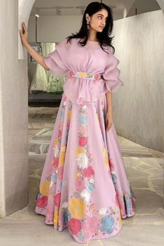 Function Dresses, Trendy Outfits Indian, Simple Frocks, Indian Dresses Traditional, Trendy Dress Outfits, Lavender Pink