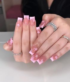 Full Set Short Nails, Pink Glam Nails Short, Short Nails With Bow Charm, 2000s Nails Acrylic Y2k Short, Cute Y2k Nails Short, Cute Short Nail Sets French Tip, Short Buchi Fresa Nails, Short Acrylic Nails Rhinestones, Short Pink French Tip Acrylic Nails