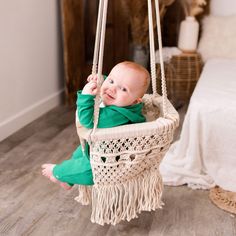 Baby boho bundle - swing & toy basket finn + emma Macrame Baby Swing, Macrame Hanging Basket, Boho Style Nursery, Boho Nursery Girl, Boho Baby Nursery, Macrame Baby, Baby Boy Themes, Macrame Swing