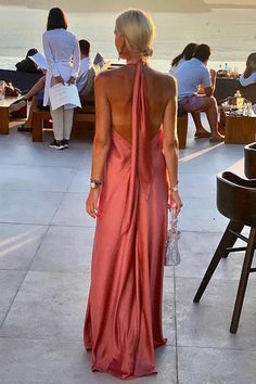 Backless Satin Dress, Halter Backless Dress, Full Skirt Dress, Backless Maxi Dresses, Suspender Dress, Classy And Fabulous, Everyday Dresses, Dress Size Chart, Guest Dresses