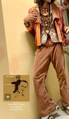 Hippie Outfits Men, Maximalist Outfits, 70s Mens Fashion, Masculine Outfits, Masc Fashion, Eclectic Fashion, Hippie Outfits