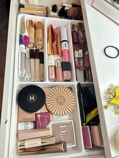 Makeup Organization Ideas, Makeup Beauty Room, Makeup Collection Goals, Barbie Makeup, Makeup Is Life, Makeup To Buy