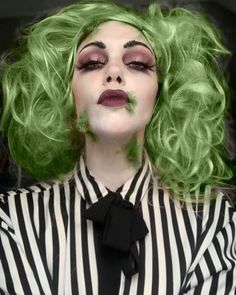 Top 5 Beetlejuice Makeup Ideas To Try In 2024 Beetlejuice Costume Ideas For Women, Bettle Juice Costume Woman, Women Beetlejuice Makeup, Beetlejuice Womens Costume, Beatle Juice Costume Women, Beetle Juice Costume Female, Green Wig Costume, Beetle Juice Makeup Female