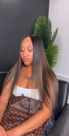 Sew In With Leave Out Highlights, Middle Part With Highlights Black Women, Leave Out With Highlights, Sew In With Brown Highlights, Middle Part Sew In With Highlights, Faux Highlights Sew In, Leave Out With Color, Middle Part With Highlights, Highlight Sew In