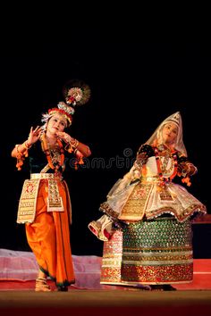 Manipuri Traditional Dress Aesthetic, Manipuri Dance, Lord Krishna And Radha, Indian Dances, India Traditional Dress, Movie Night Photography, Bamboo Ideas, Krishna And Radha