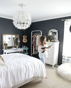 10 Black And White Bedroom For Teen Girls Girls Bedroom Makeover, Diy Girls Bedroom, Teen Girl Bedroom, Trendy Bedroom, Remodel Bedroom, Black Wall