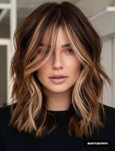 Color Block Fall Hair, Brown Hair Thick Money Piece, Light Brown With Partial Highlights, Fall Hair For Fair Skin Brown Eyes, Fall Hair Side Part, Brunette Hair With Blonde Bangs, Chocolate Brown Hair Color With Money Piece, Fall Midlength Hairstyles, Medium With Bangs Shoulder Length