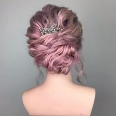 Updo Styles For Wedding, Glam Updo, Easy Updo Hairstyles, Updo Styles, Natural Hair Updo, Wedding Hairstyles Updo, Short Hair Updo, Trending Hairstyles, Short Hair Styles Easy