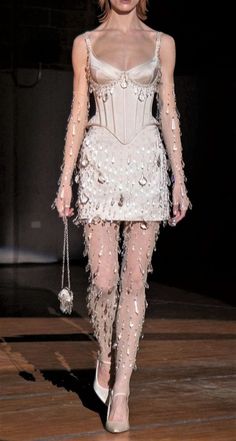 Ethereal Runway Fashion, Corset Runway Fashion, Crystal Dress Aesthetic, Schaperelli Couture 2023, Drag Inspired Outfit, Corset Dress Runway, High Fashion Corset, Corset Runway, Angelic Fashion