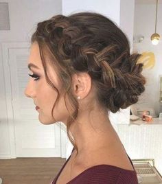 Grad Hairstyles, Hairstyle Braided, Cute Prom Hairstyles, Messy Hair Updo, Prom Hairstyles Updos, Wedding Hairstyles For Medium Hair, Formal Hairstyles For Long Hair, Prom Hairstyle, Prom Season