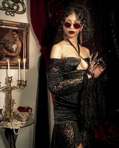 Vampire Hairstyles Black Women, Vampire Gothic Fashion, Edgy Gothic Outfits, Latina Goth Outfits, Afro Goth Women, Gothic Black Women, Gothic Vampire Aesthetic, Y2k Vampire, Lightroom Filter