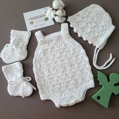 Newbornknits, Organicbabyclothes, Handmadebabygift, Handmadebabyfashion, Newborn Baby Coming,  KnitNewbornOutfit, NewbornGirlOutfit, KnitBabyClothes *THE DESIGN OF THE MODEL BELONGS TO ME, INTELLECTUAL PROPERTY RIGHTS ARE RESERVED BY ME* 🧶GENERAL FEATURES🧶 As the CottonBbabiesKnitBoutique brand, this wonderful three-piece set, hand-knitted with high-quality cotton threads designed to be gentle on your baby's sensitive skin, will accompany your babies on special occasions. We prepare and ship y Handmade White Knitting Pattern, Knit Baby Clothes, Handmade Baby Gift, Outfit Knit, Handmade Baby Gifts, Knitted Baby Clothes, Newborn Girl Outfits, Organic Baby Clothes, Newborn Outfit