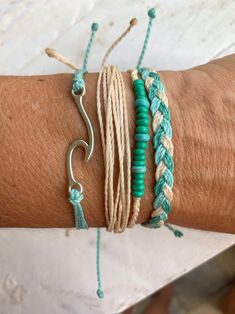 PURA VIDA CODE  use my code: REILLYFITZGERALLD20 for $$$$$ off PURA VIDA    More codes for other websites are available in my bio! Beachy Jewelry Pura Vida, Les Pogues, Beach Bracelets