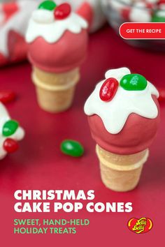 Jelly Belly Christmas Cake Pop Cones. Sweet hand-held holiday treats. Grinch Red Velvet Oreo Balls, Christmas Sugar Cookie Chex Mix Recipe, Candy Cane Cake Pops Recipe, Christmas Themed Oreo Balls, Snowman Oreo Truffles, Christmas Cookies Kids, Christmas Cake Pops, Cake Pop Recipe, Christmas Sweets