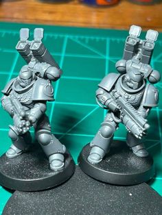 Custom Space Marines, 40k Deathwatch, Salamanders 40k, Diarama Ideas, Space Wolf, 40k Armies, Dark Brotherhood, Plant Zombie, Warhammer 40k Figures