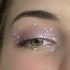 Saturn Makeup, Makeup Look Glitter, Eras Makeup, Eras Tour Makeup, Midnights Outfit, Taylor Fits, Taylor Swift Eyes, Gem Makeup