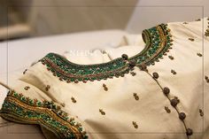 Simple Maggam Work Blouse, Simple Maggam Work, Blouse Maggam Work, Maggam Work Blouse, Wedding Saree Blouse, Wedding Saree Blouse Designs, Cutwork Blouse Designs, Sari Blouse Designs, Silk Saree Blouse Designs