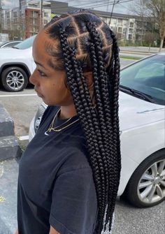 Jumbo Knotless, Short Box Braids Hairstyles, Big Box Braids, Short Box Braids, Feed In Braids Hairstyles, Fesyen Rambut, Box Braids Hairstyles For Black Women, Braided Cornrow Hairstyles