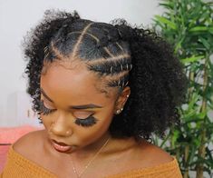 A beautiful look created on Instagram by @damnthatschev  and @oluwayemisi_s using the faux kinky coily ponytail from us 
—————————⠀
Premium Fibre
Detachable Ponytail
Available in color 1b⠀ Natural Hair Ponytail, Girls Natural Hairstyles, Natural Curls Hairstyles, Peinados Fáciles Para Cabello Corto, 4c Hair