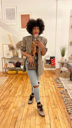 Artsy Look Outfits, Black Women Casual Outfits Street Style, Natural Hair Fringe, Black Mom Fashion, Tomboy Brunch Outfit, Circus Outfit Women Casual, Black Women Thrifted Outfits, Gold Pump Outfits, Black Woman Casual Style