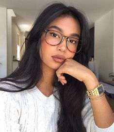 Glasses For Round Faces, Glasses Outfit, Big Glasses, Brown Glasses, Glasses Makeup