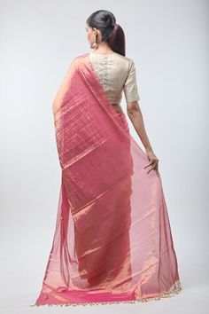 Pink gold pure handloom zari tissue saree with running blouse piece. - Aza Fashions Celebration Handloom Chanderi Pre-draped Saree, Cotton Silk Pre-draped Saree For Puja With Zari Weaving, Navratri Celebration Pre-draped Slub Silk Saree, Slub Silk Blouse With Zari Weaving For Puja, Slub Silk Pre-draped Saree With Zari Work For Celebration, Celebration Pre-draped Saree In Slub Silk With Zari Work, Celebration Chanderi Handloom Pre-draped Saree, Celebration Slub Silk Pre-draped Saree With Zari Work, Handloom Blouse Piece For Navratri Celebration