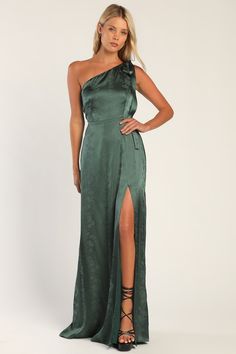 Lovely Elegance Emerald Green Satin One-Shoulder Maxi Dress